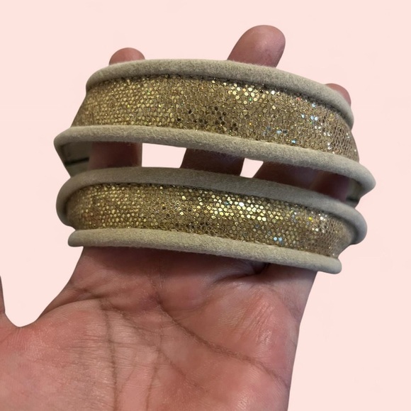 Coach Poppy - Picture 7 of 12